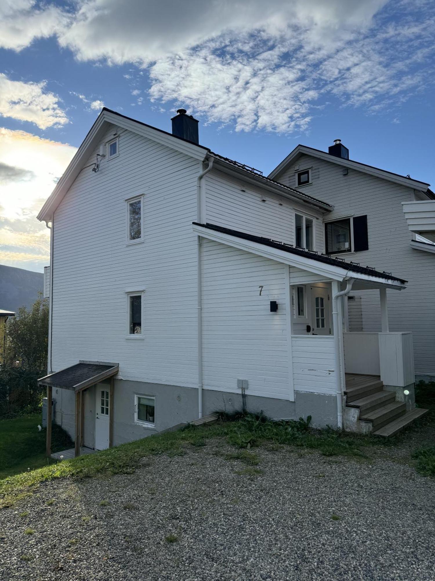 Leilighet I Tromso Tomasjorda Екстер'єр фото